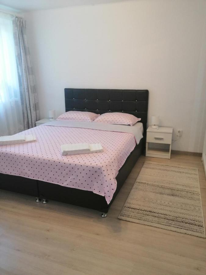 Amigohd² Apartment Hunedoara Exterior foto